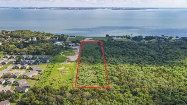 000 Virgina St, Port Lavaca, TX 77979