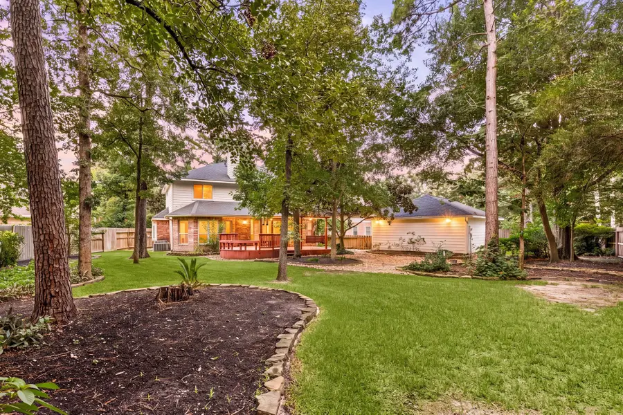 15 Snowbell Place, The Woodlands, TX 77381 - #2