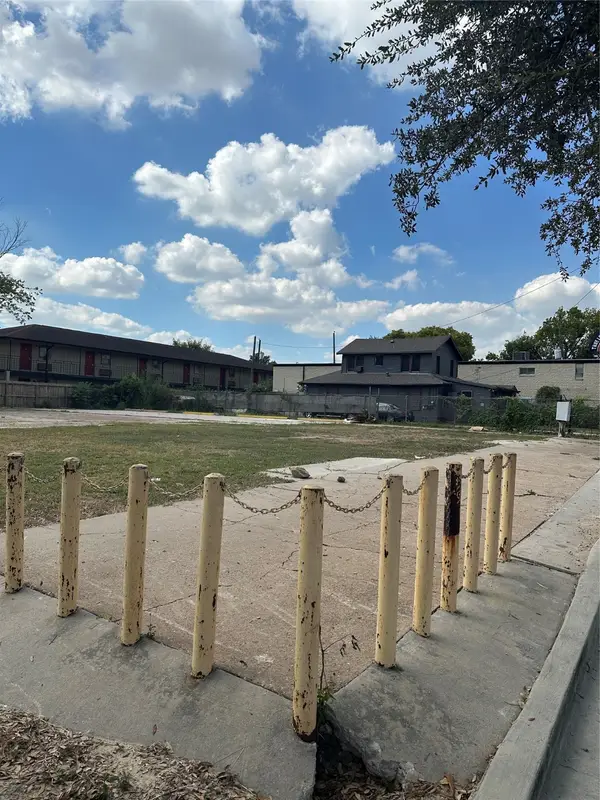 4212 Lyons Avenue, Houston, TX 77020