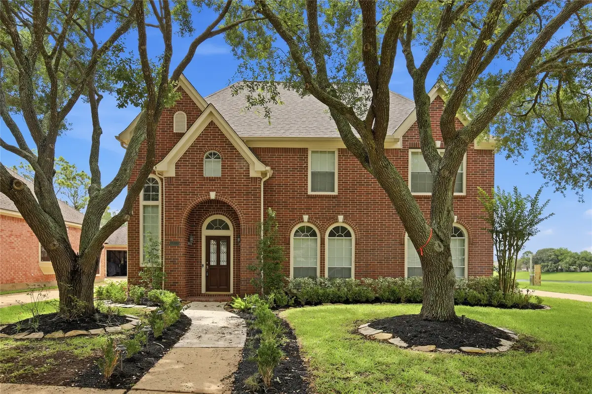 4919 Avondale Drive, Sugar Land, TX 77479 - #1