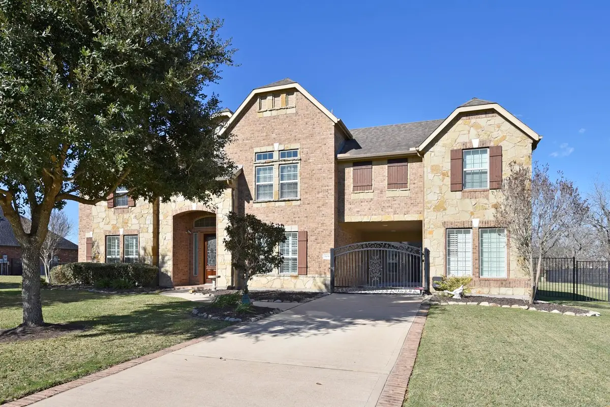 6010 Crystal Water Drive, Richmond, TX 77406 - Image #1