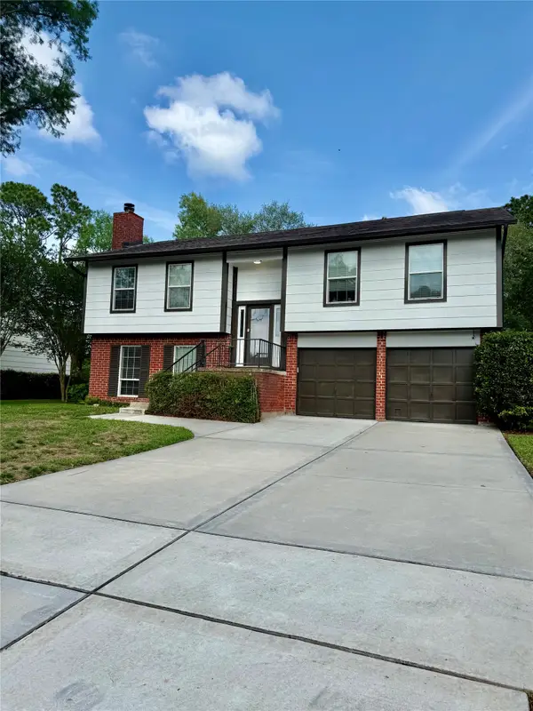 435 Old Course Dr Drive, Friendswood, TX 77546