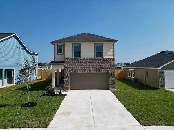 811 Stoney Point Lane, Dayton, TX 77535