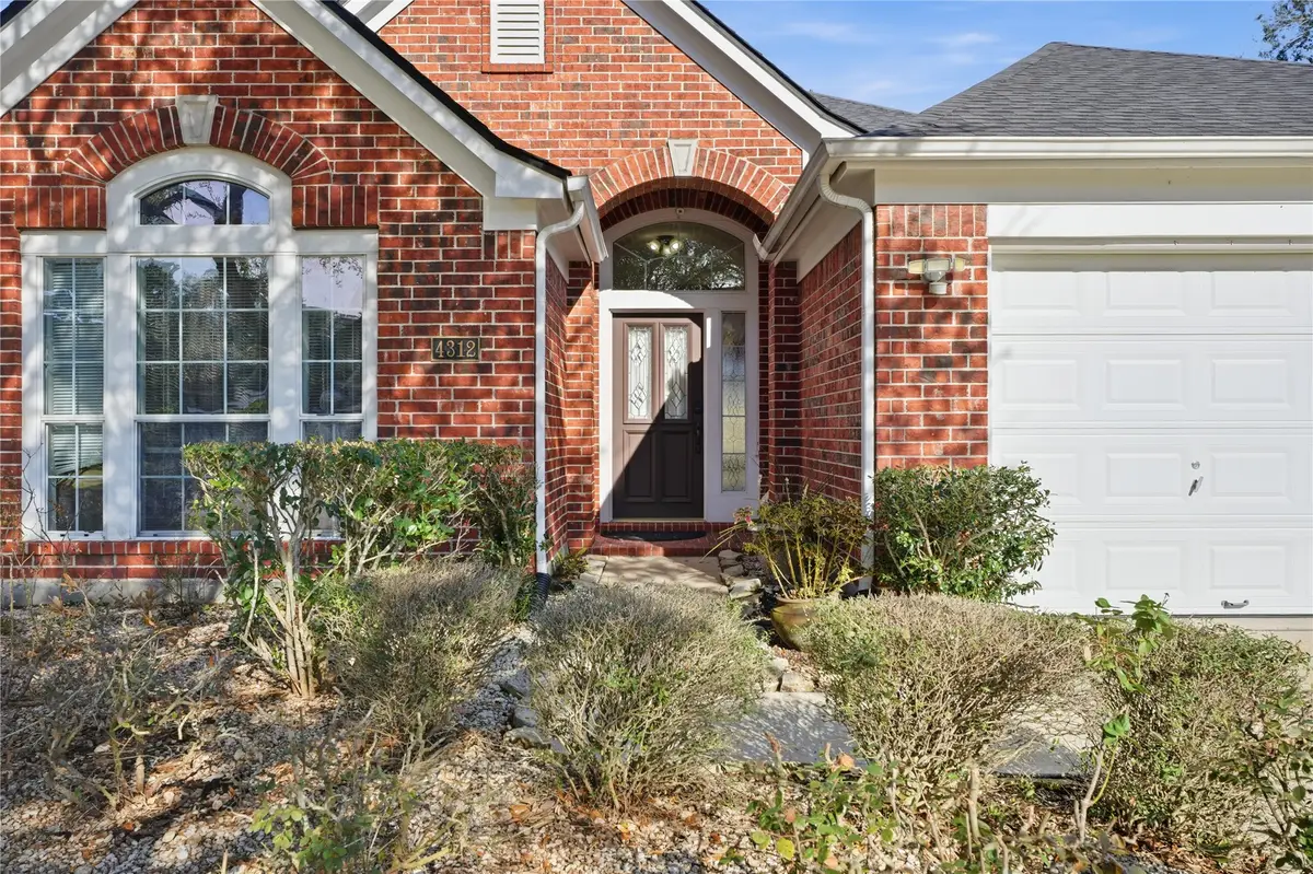 4312 Running Pine Drive, League City, TX 77573 - Image #1