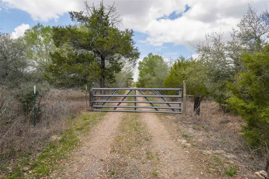 2495 Tx-159, Fayetteville, TX 78940 - #3