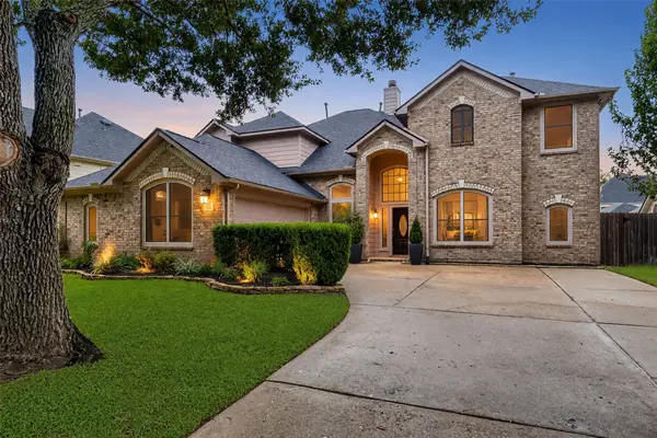 511 Silver Creek Circle, Richmond, TX 77406