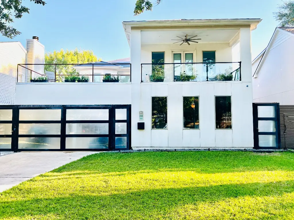 3735 University Boulevard, Houston, TX 77005 - Image #1