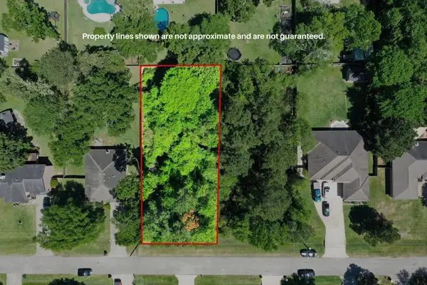 L43 Durango Drive, Magnolia, TX 77354