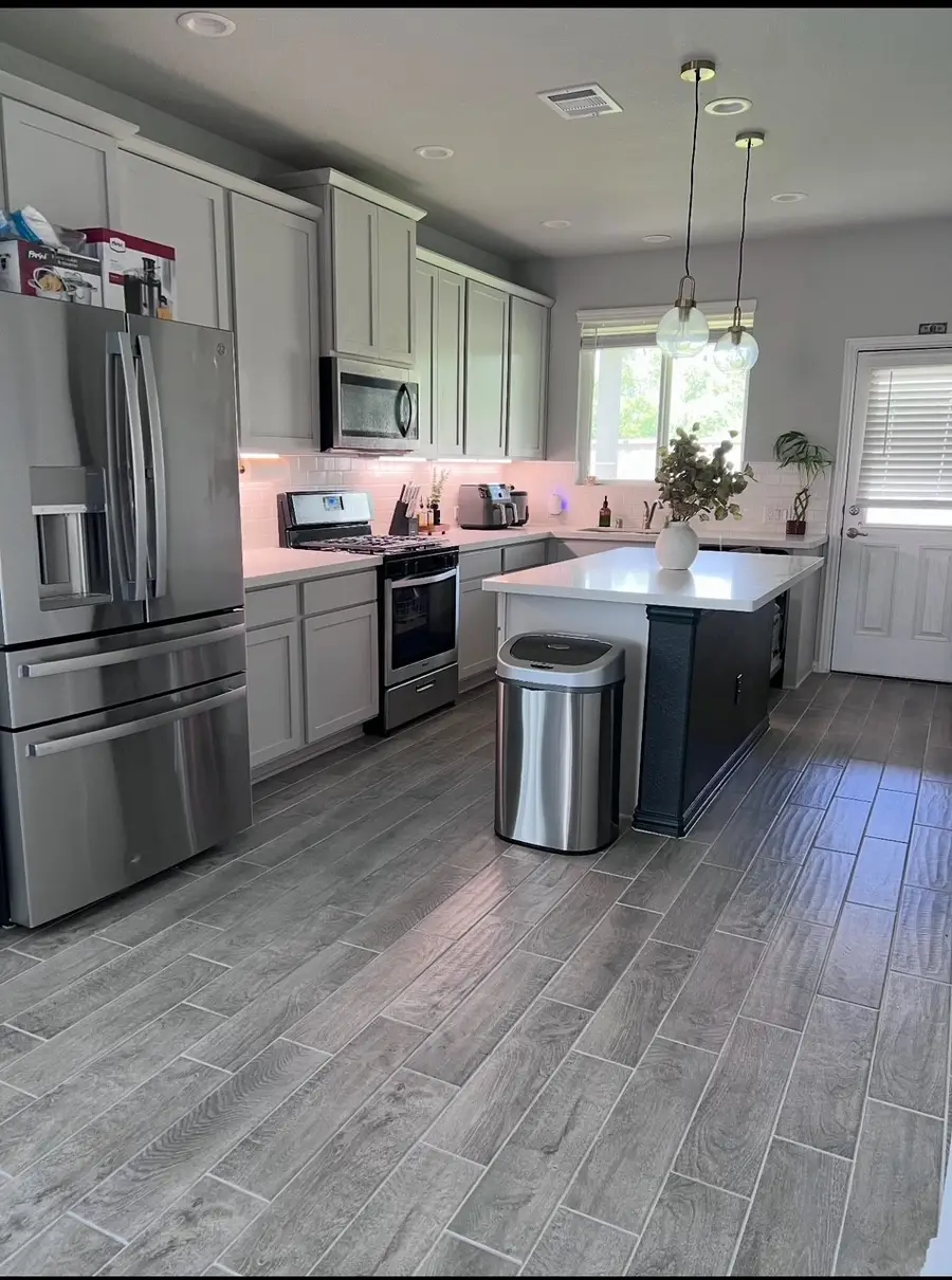 10454 Junction Peak Drive, Rosharon, TX 77583 - Image #3