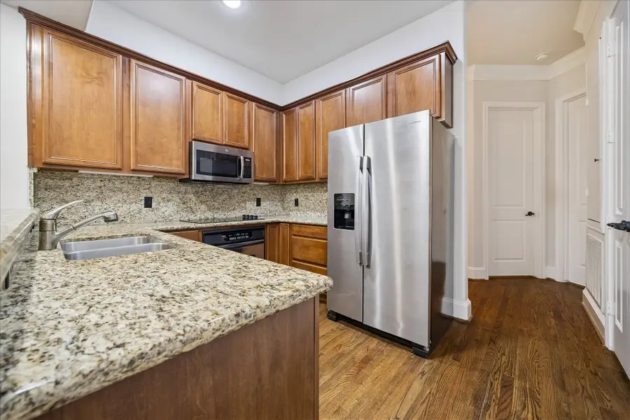 58 Briar Hollow Lane #203, Houston, TX 77027 - #3