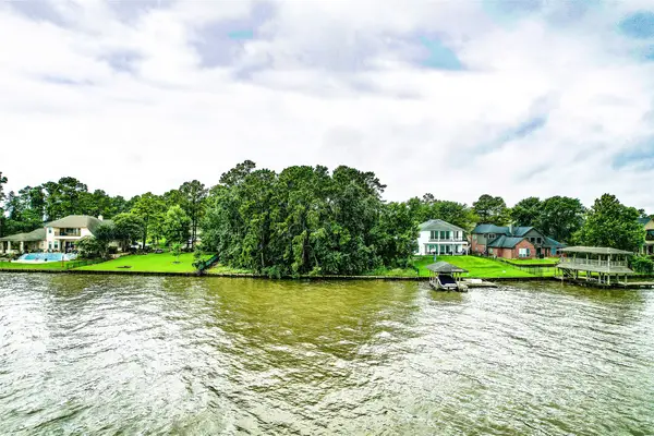 19327 Aquatic Drive, Houston, TX 77346