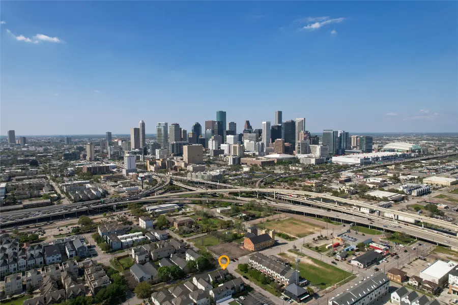 2205 Bastrop Street, Houston, TX 77003 - Image #2