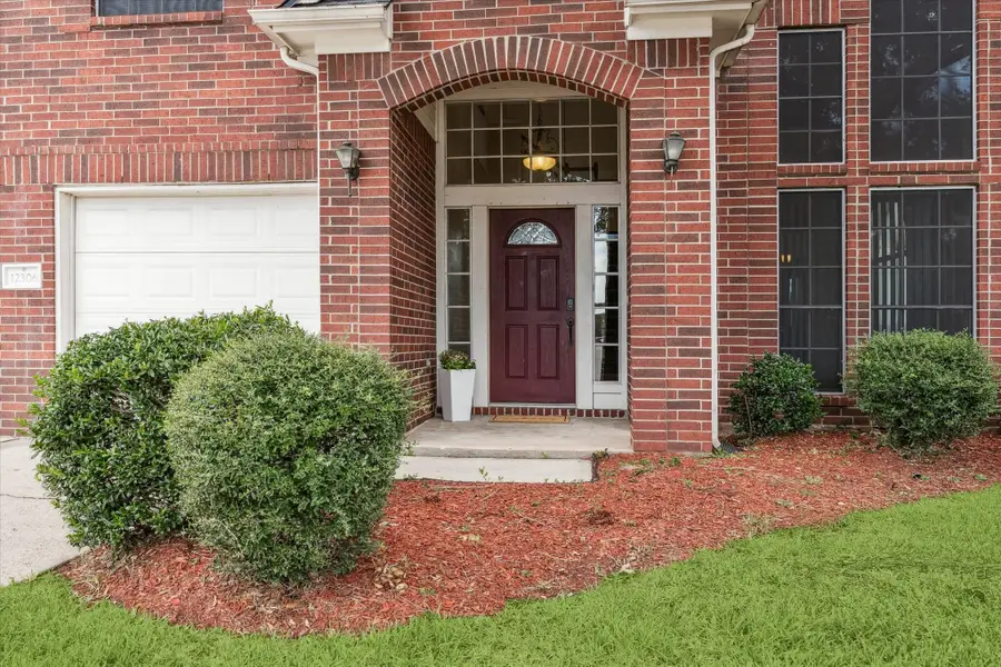 12306 Wright Oaks Drive, Houston, TX 77014 - Image #2