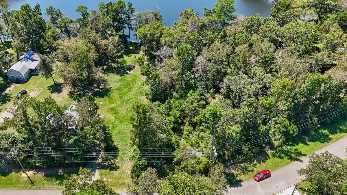 3816 Sam Houston, Willis, TX 77378 - #1