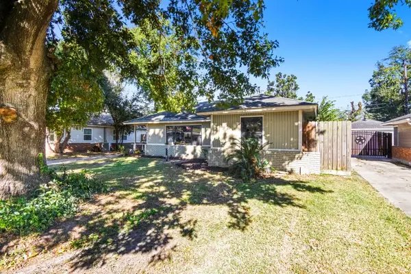 7735 Oak Vista Street, Houston, TX 77087