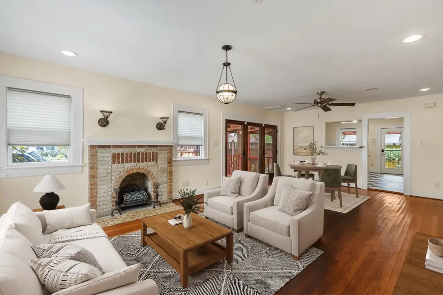 701 E 17th Street, Houston, TX 77008 - #2