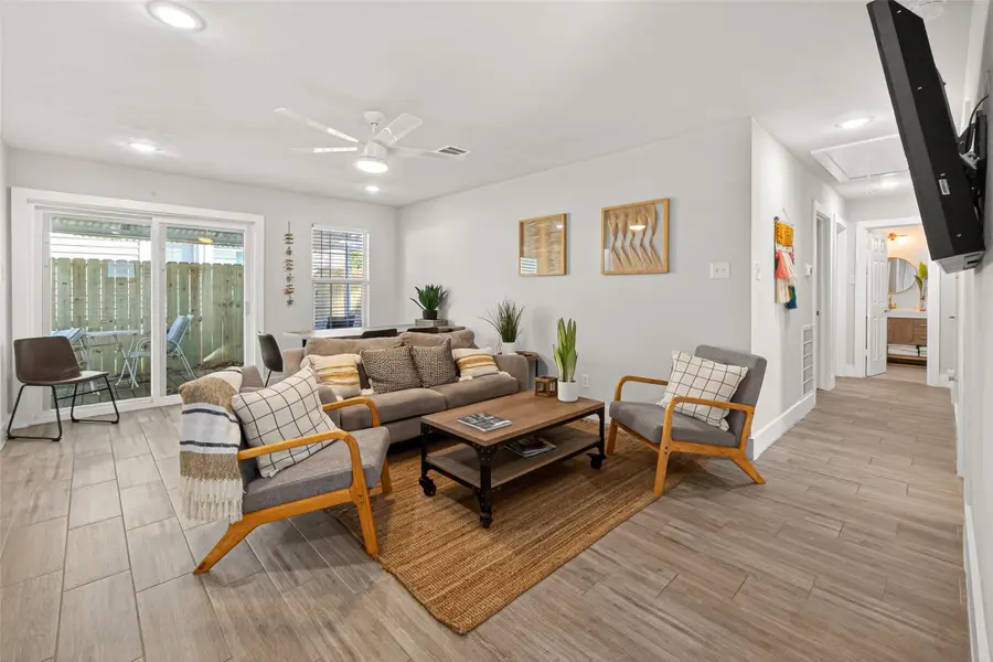 2320 43rd Street, Galveston, TX 77550 - Image #2