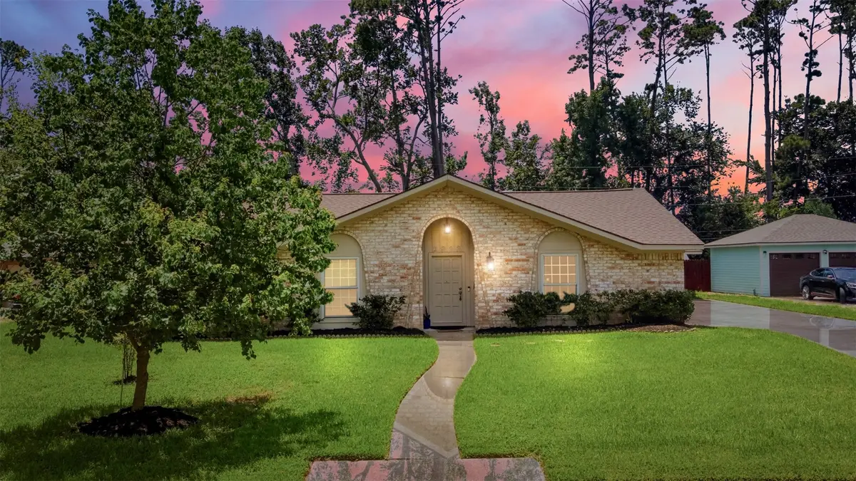 2818 Frostwood Circle, Dickinson, TX 77539 - #1
