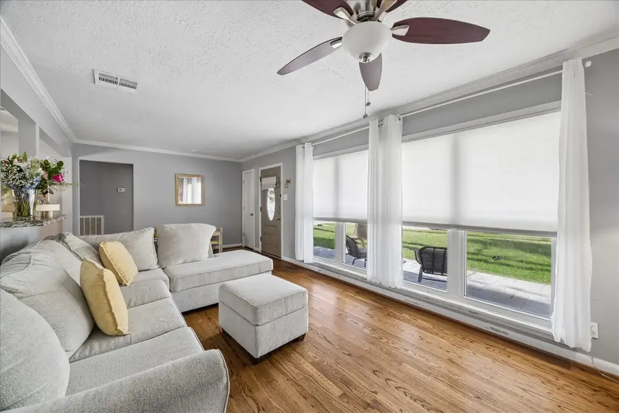 8106 Montridge Drive, Houston, TX 77055 - #3