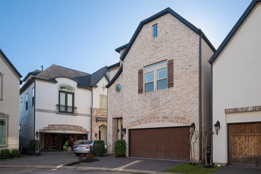 1607 W Rose Terrace Lane, Houston, TX 77055 - Image #2