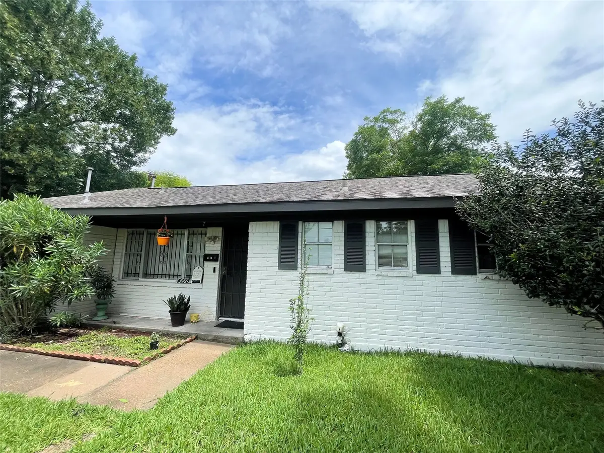4118 Ebbtide Drive, Houston, TX 77045 - #1