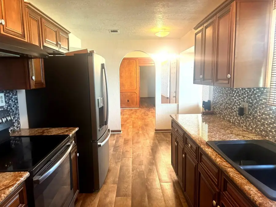 9911 Bayou Woods Drive, Baytown, TX 77521 - #3