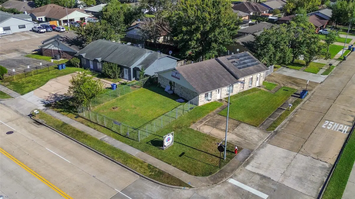 616 Travis Street, Webster, TX 77598 - Image #1