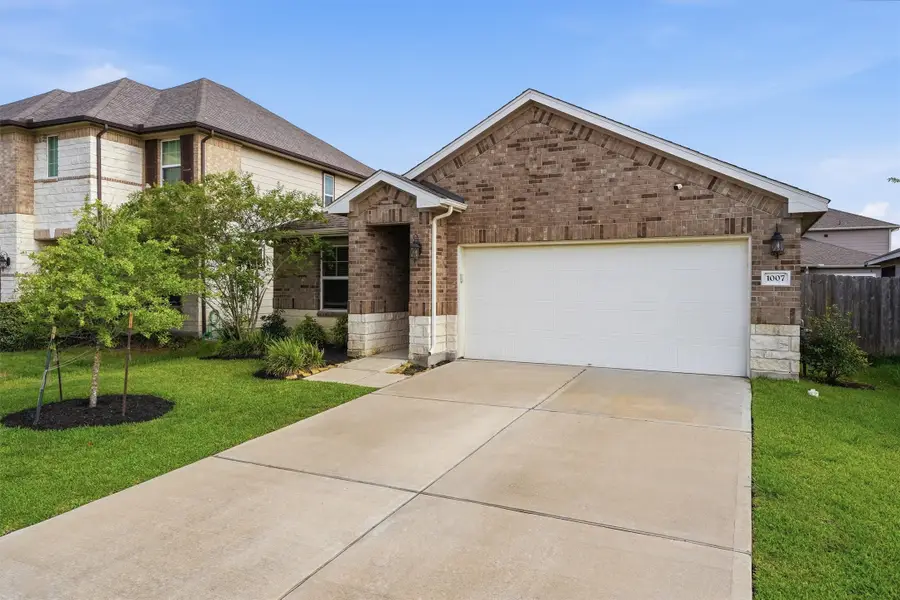 1007 Modesto Drive, Rosharon, TX 77583 - #2