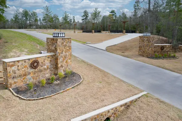 10698 Ruger Road, Willis, TX 77378