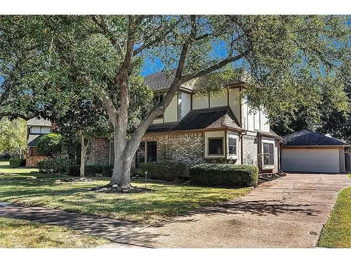 2442 Hodges Bend Circle, Sugar Land, TX 77479 - Image #2