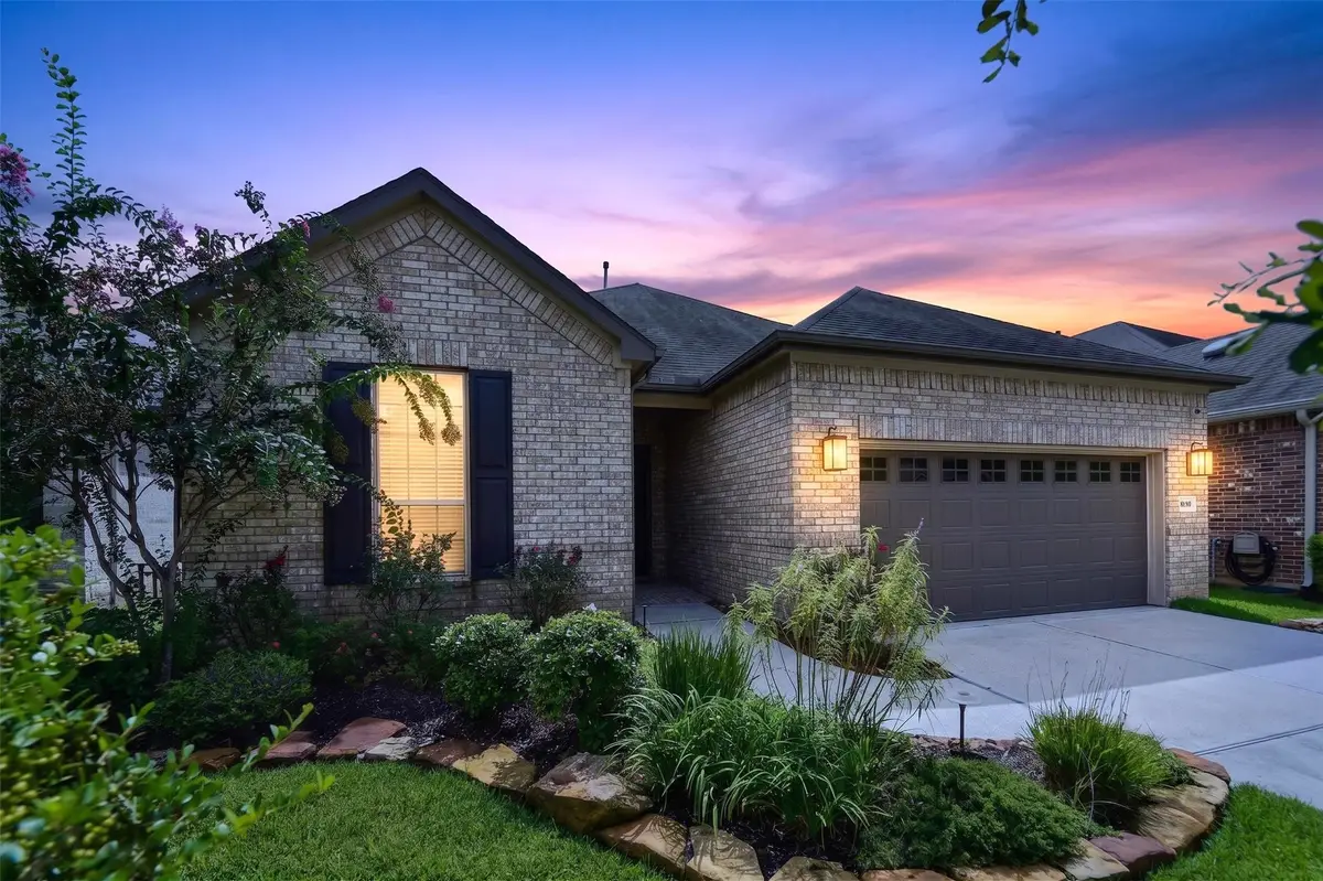 392 Connemara Drive, The Woodlands, TX 77382 - #1