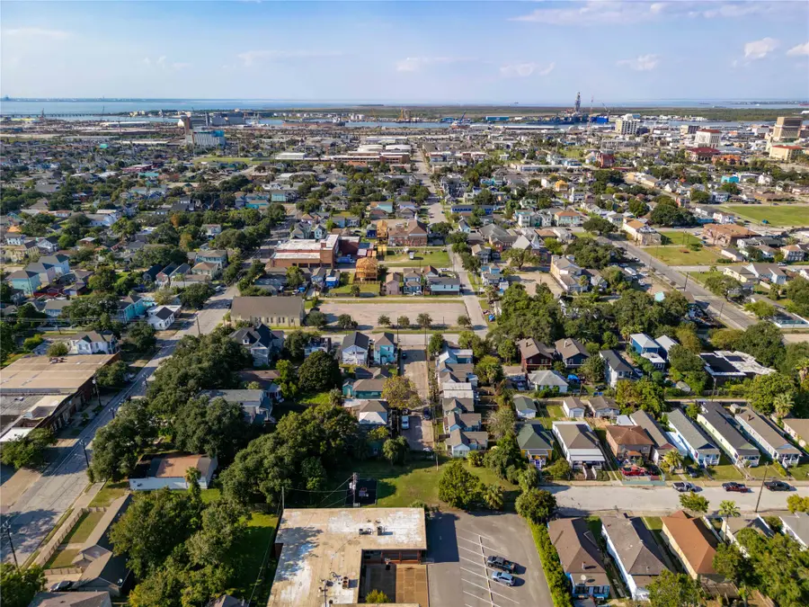 1513 J H Clouser Street, Galveston, TX 77550 - #2