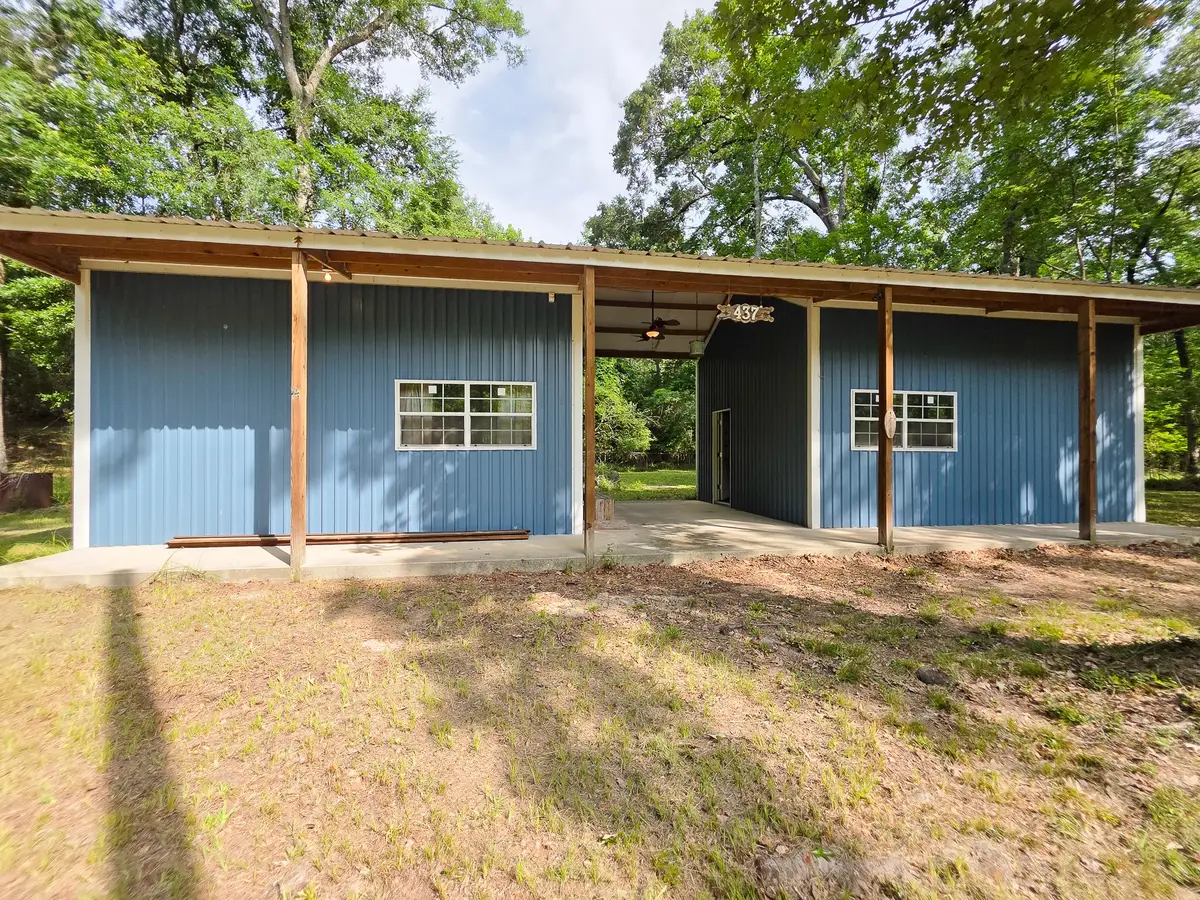 437 E Lumbermans Road, Onalaska, TX 77360 - #1