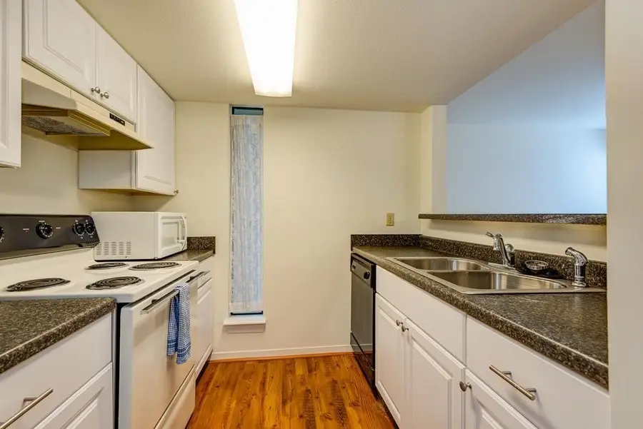 3500 Tangle Brush Drive, The Woodlands, TX 77381 - Image #3