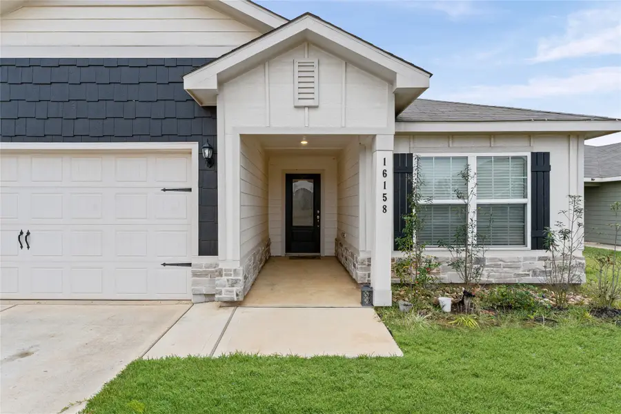 16158 Sugar Falls Drive, Conroe, TX 77303 - #2