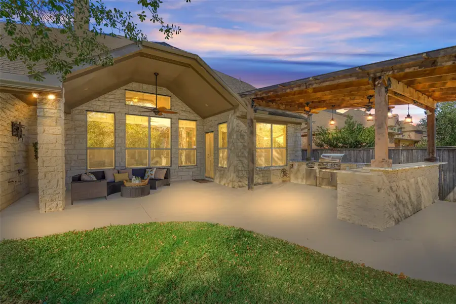 15 W Canyon Wren Circle, Spring, TX 77389 - Image #2