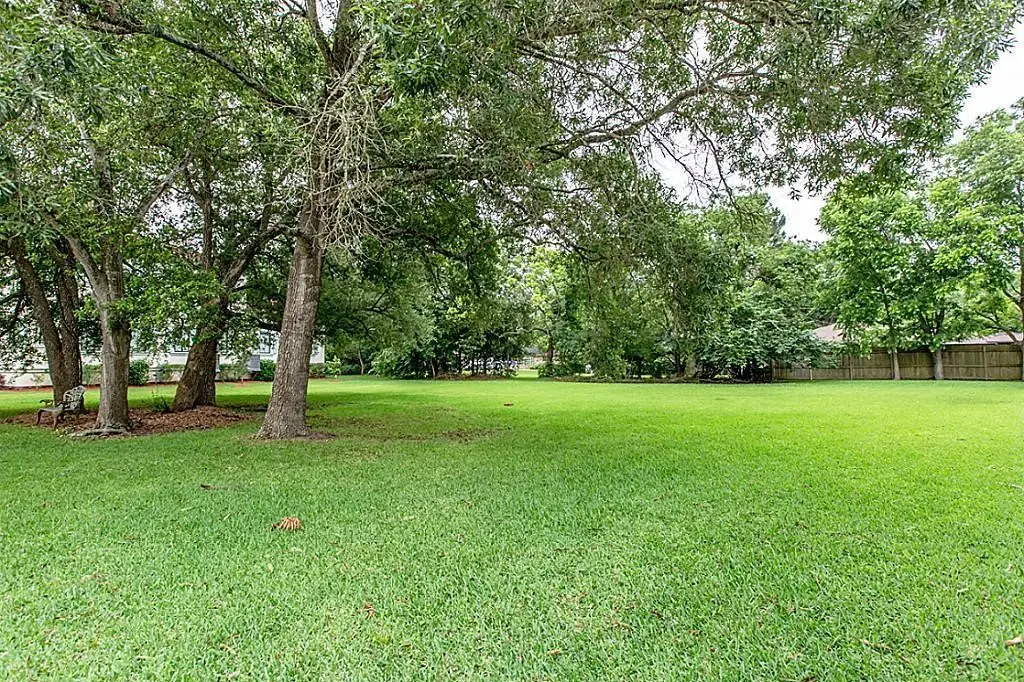1215 Larkspur Lane, Seabrook, TX 77586 - Image #1