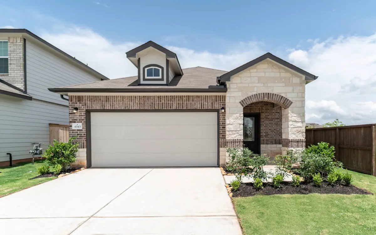 4343 Maple Root Lane, Pinehurst, TX 77362 - Image #1