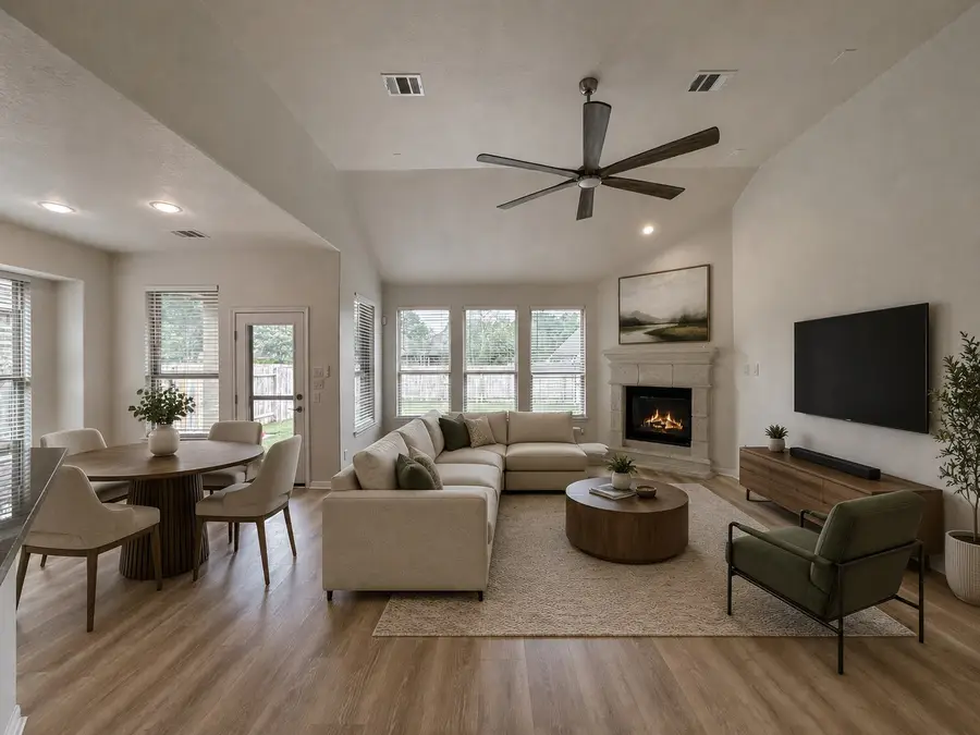235 Soaring Pines Place, Montgomery, TX 77316 - #2