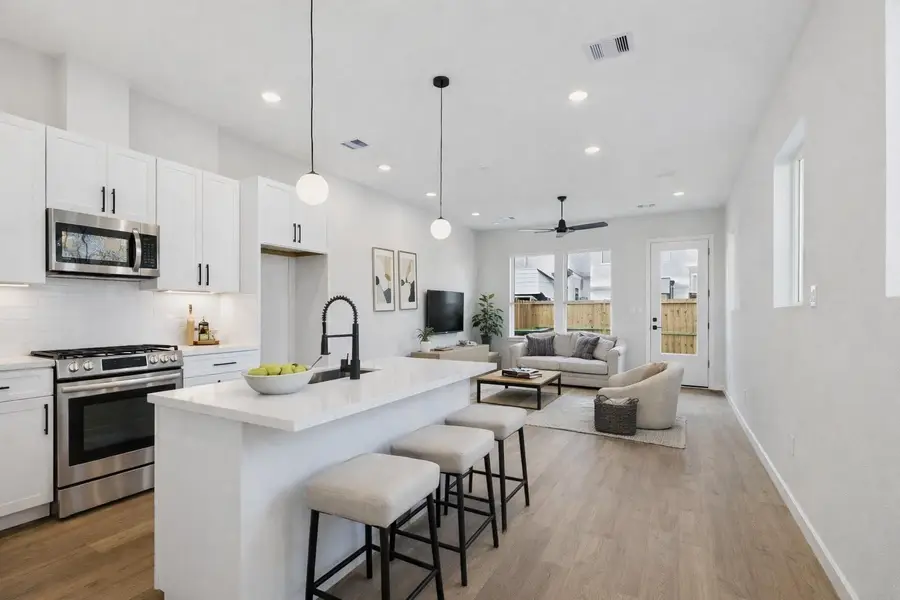 5032 Creekmont Drive, Houston, TX 77091 - #2