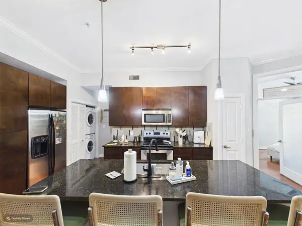 300 St Joseph Parkway #114, Houston, TX 77002