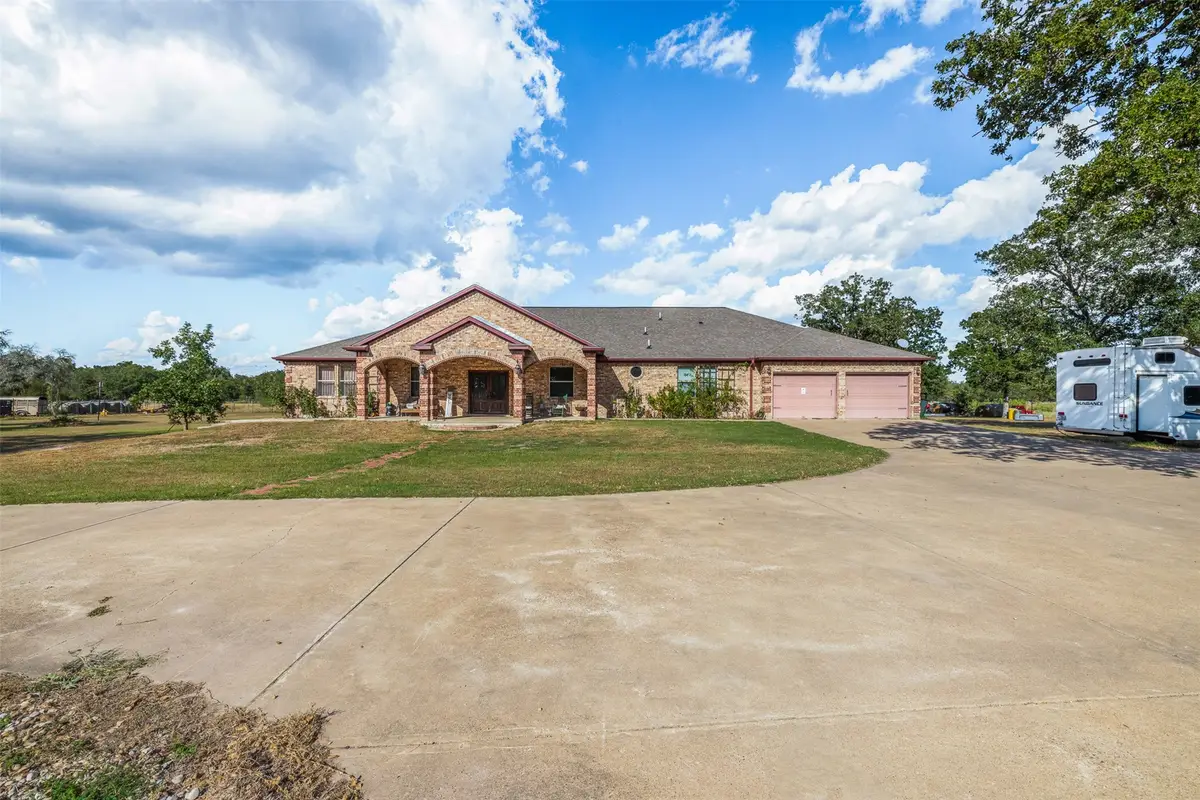 1102 Private Road 2332, Giddings, TX 78942 - Image #1