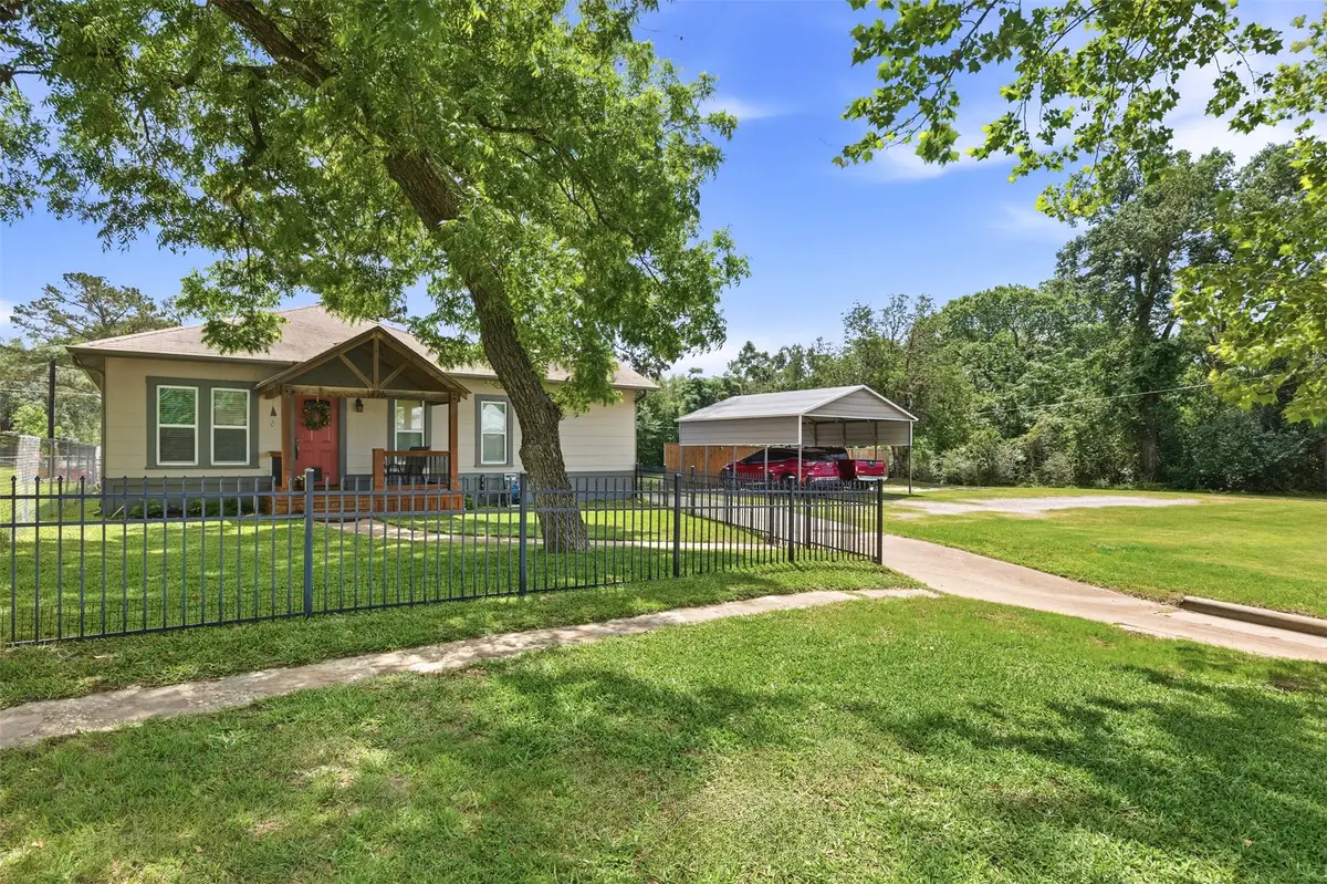 1726 13th Street, Hempstead, TX 77445 - #1