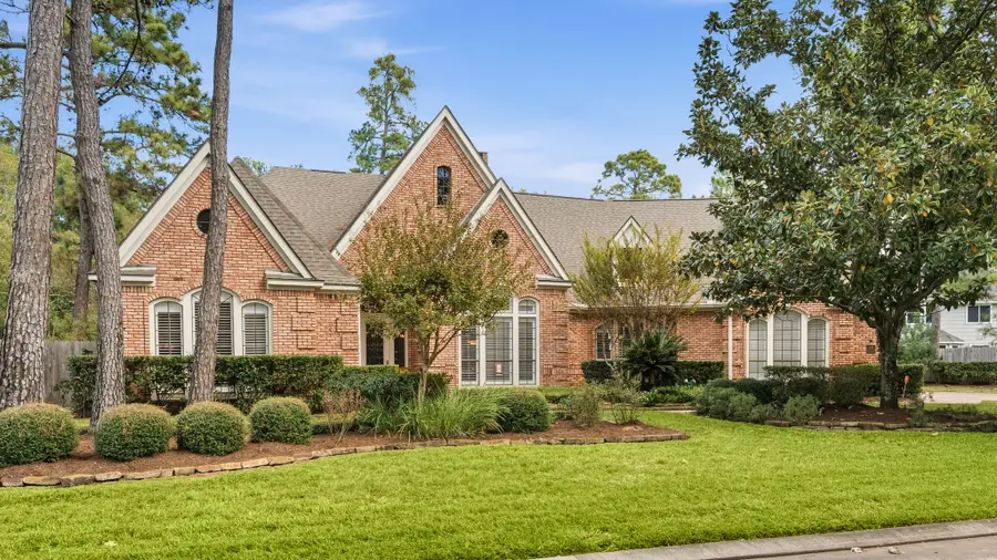 14 Highland Circle, The Woodlands, TX 77381 - Image #2