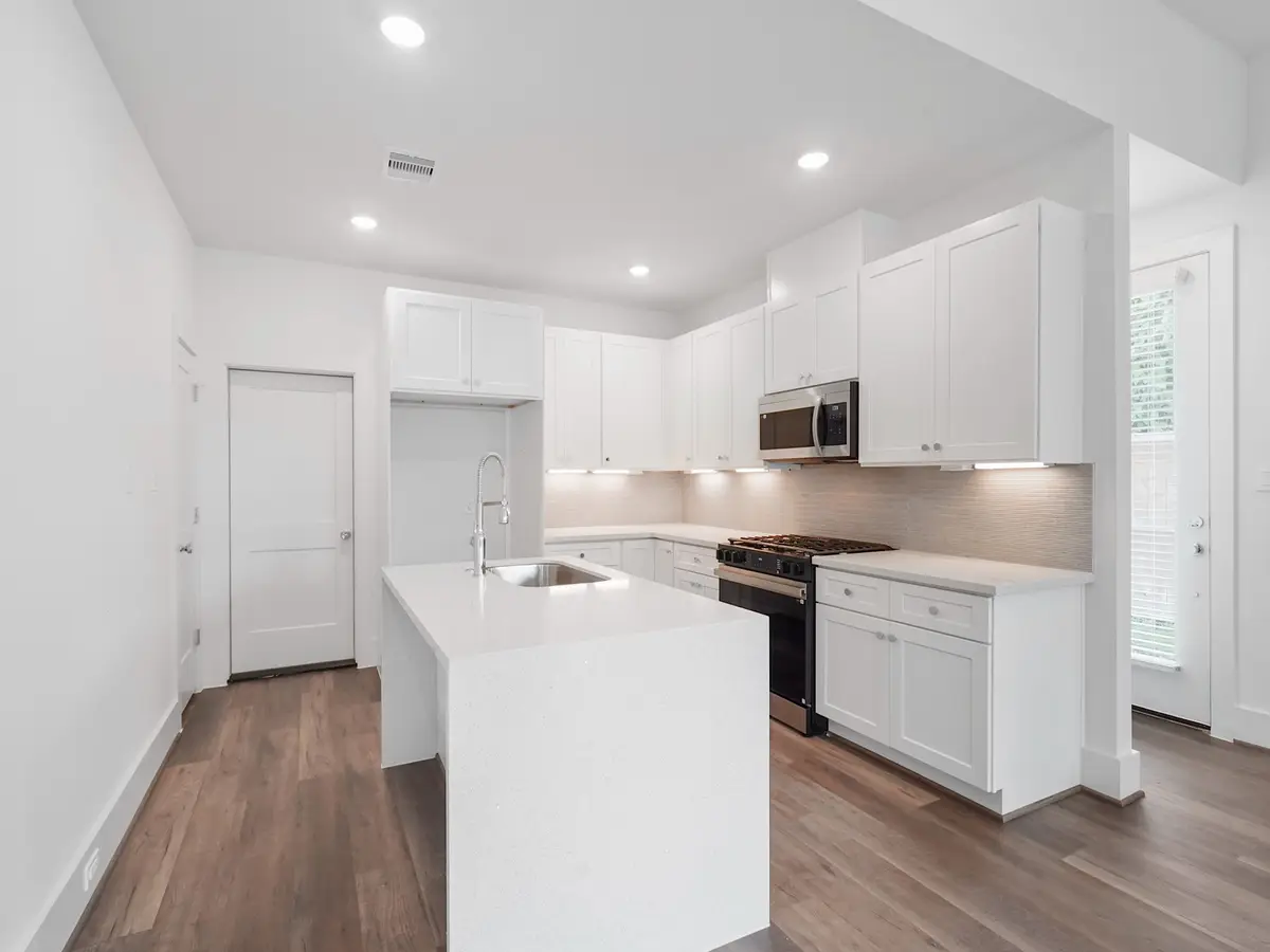 7508 Carver Road #E, Houston, TX 77088 - #1