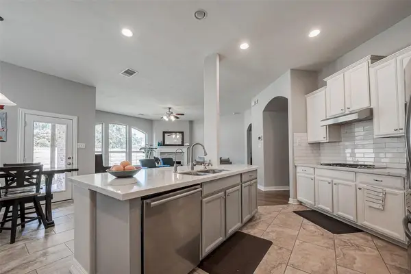 28314 Calaveras Lake Drive, Spring, TX 77386