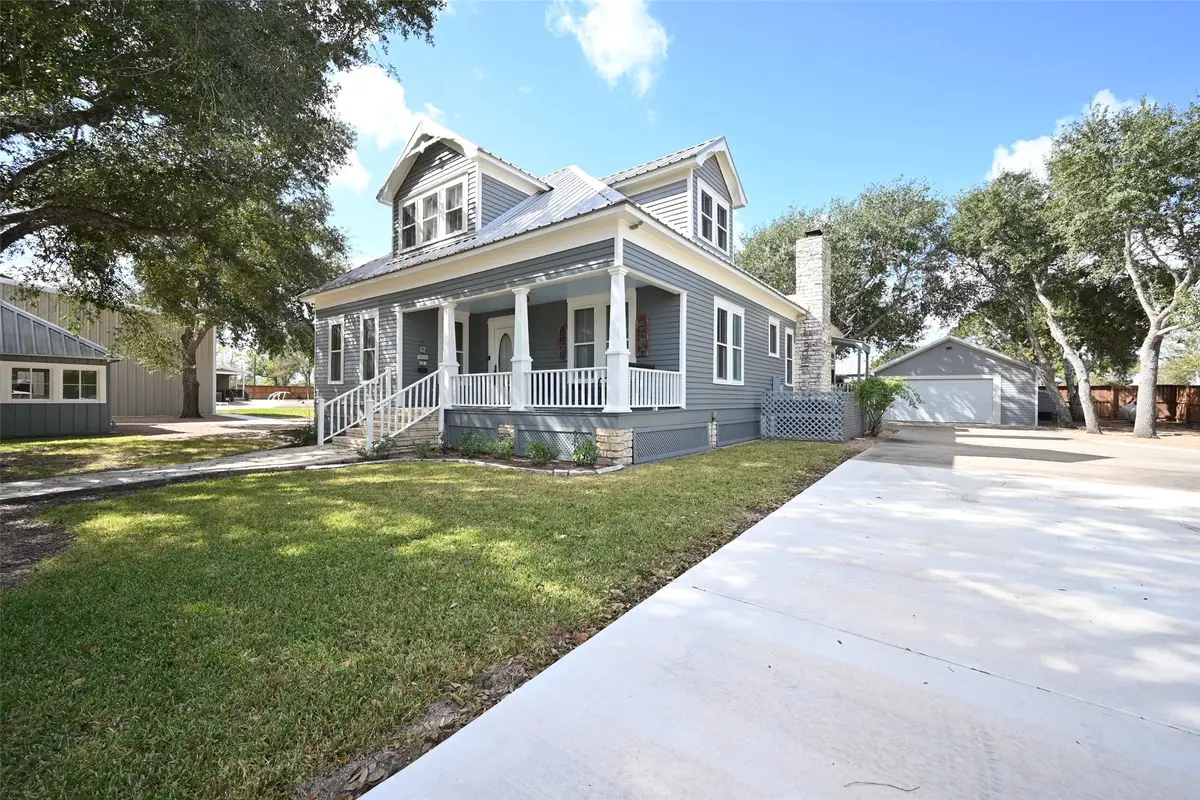 315 Cedar Street, New Ulm, TX 78950 - Image #1