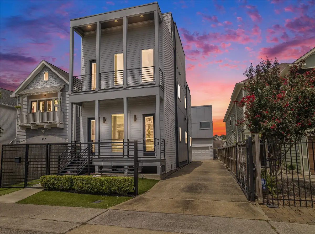 925 Herkimer Street, Houston, TX 77008 - Image #1
