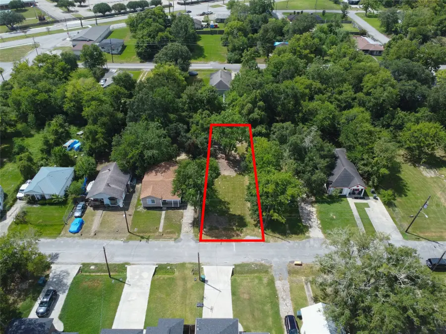 3147 Waverly Street, Beaumont, TX 77705 - #2