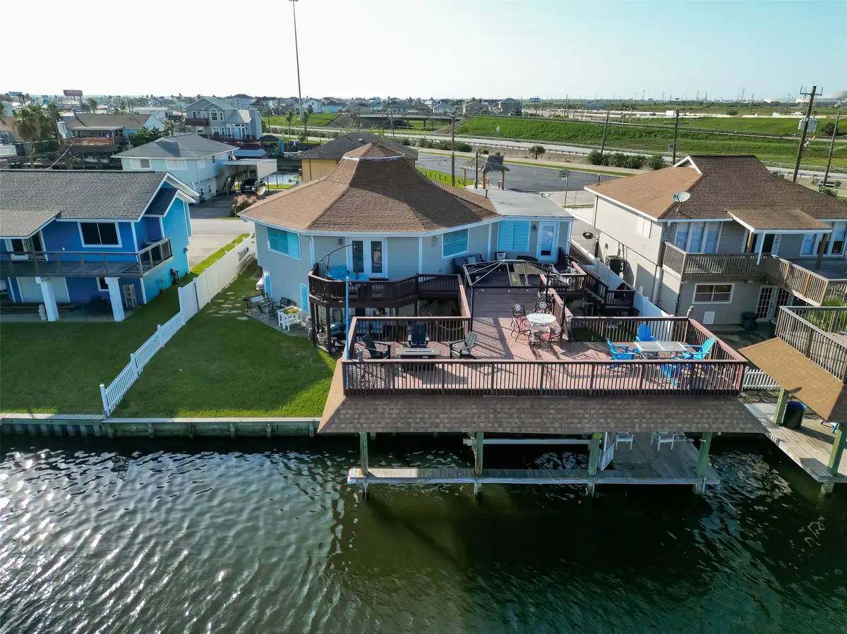638 Warsaw Street, Hitchcock, TX 77563 - #1